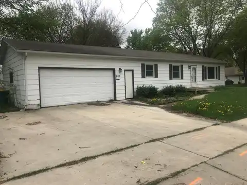 4Th, MARSHALL, MN 56258