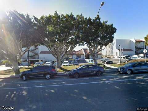 Genesee, SAN DIEGO, CA 92122
