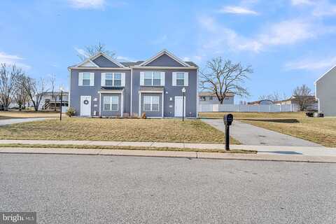 Kortni, DOVER, PA 17315