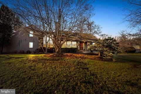 Saint Finegan, WEST CHESTER, PA 19382