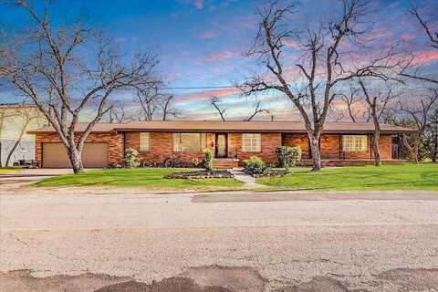 Avenue, ELGIN, TX 78621