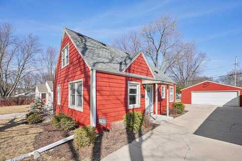 105Th, MILWAUKEE, WI 53214