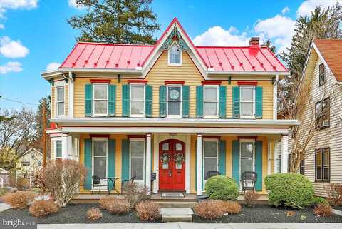 Main, MECHANICSBURG, PA 17055