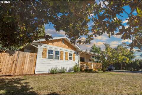 Amazon, EUGENE, OR 97405