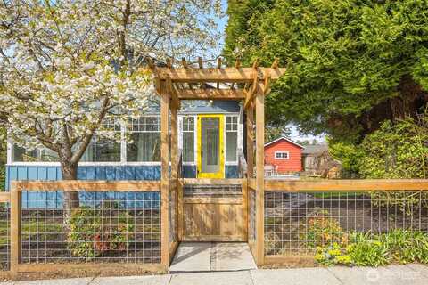102Nd, SEATTLE, WA 98133