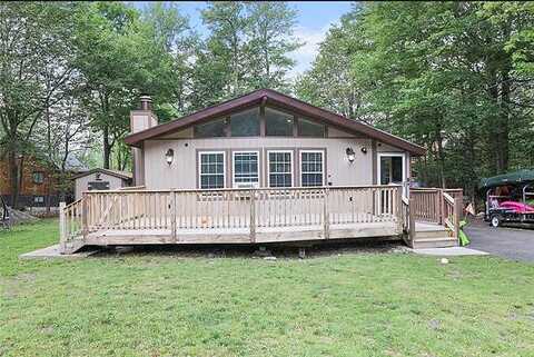 Rolling Hills, TOBYHANNA, PA 18466