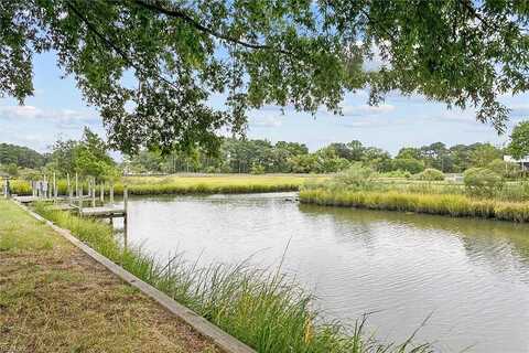 Zilber, HAMPTON, VA 23669