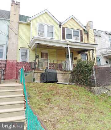 Clover, UPPER DARBY, PA 19082