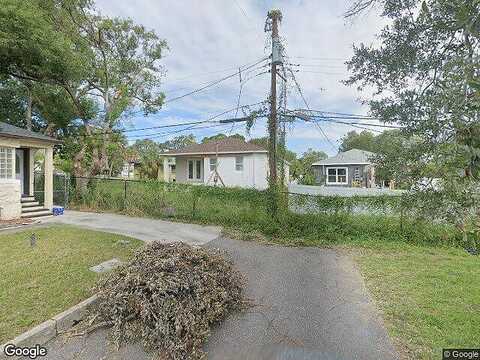 17Th, SAINT PETERSBURG, FL 33701