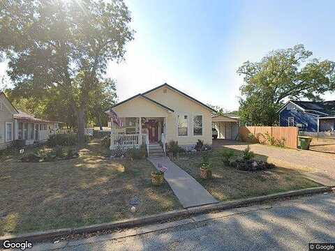 Smith, GONZALES, TX 78629