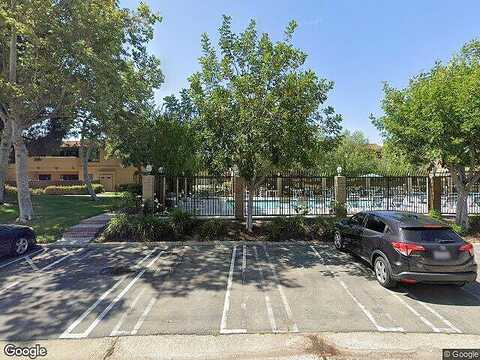 Oak Canyon, LAKE FOREST, CA 92630