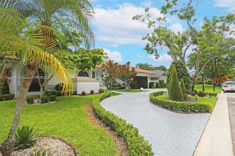 Oakmont, CORAL SPRINGS, FL 33071