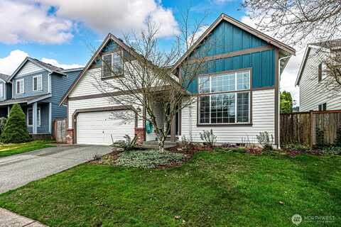 Robin, ORTING, WA 98360