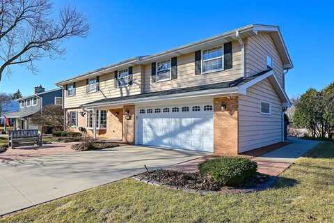 Meadow, MILWAUKEE, WI 53222