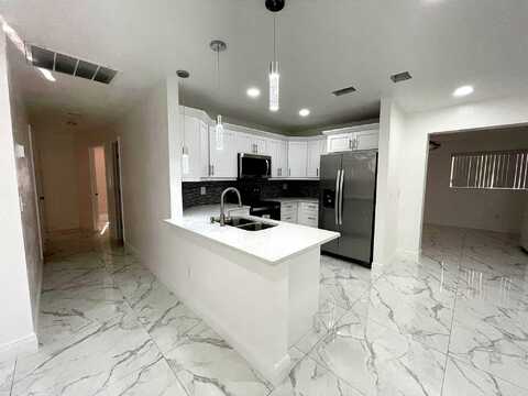 Lakewood, WEST PALM BEACH, FL 33406