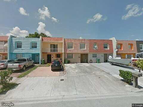 79Th, HIALEAH, FL 33014