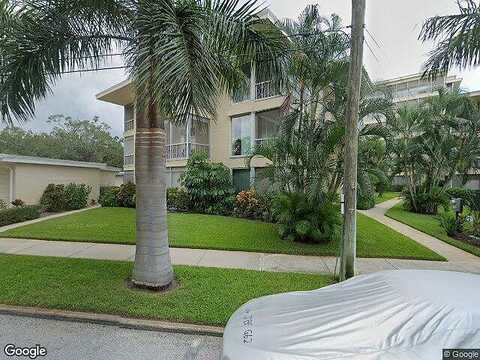 10Th, SAINT PETERSBURG, FL 33701