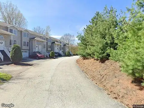 Wood Hills, ERIE, PA 16510