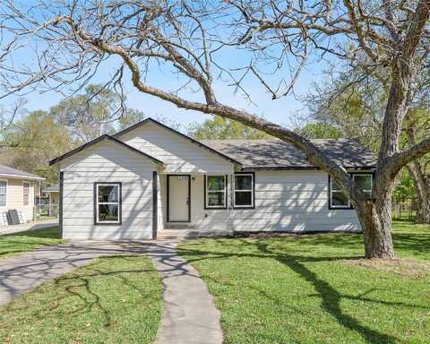 12Th, BAY CITY, TX 77414