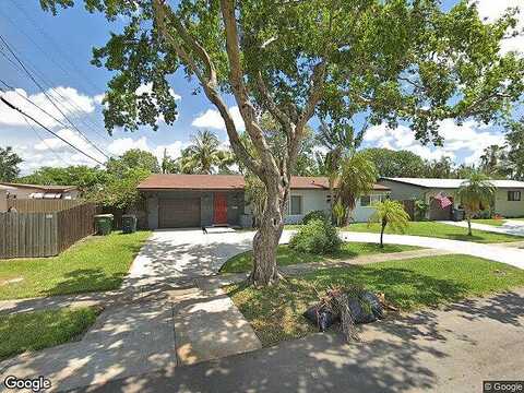 121St, NORTH MIAMI, FL 33161