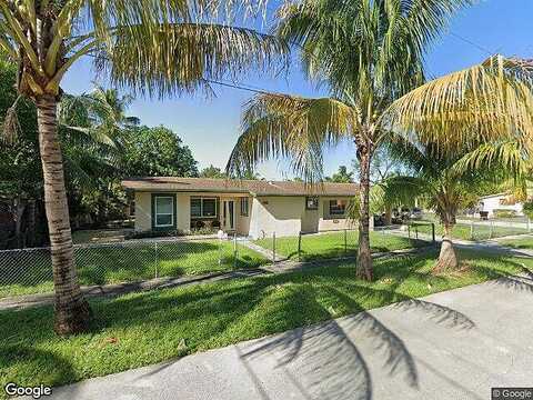 2Nd, NORTH MIAMI BEACH, FL 33162