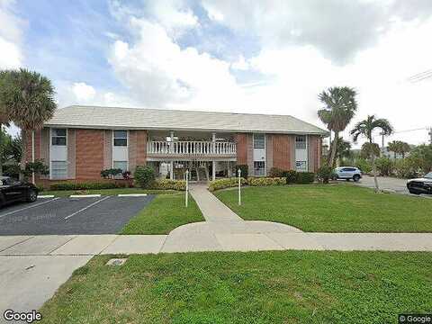 Yacht Club, NORTH PALM BEACH, FL 33408