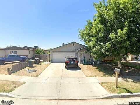 Colleen, TULARE, CA 93274