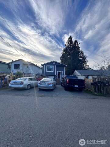 1St, BURIEN, WA 98146