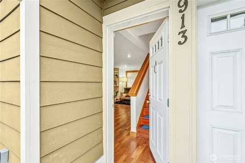 14Th, SEATTLE, WA 98122