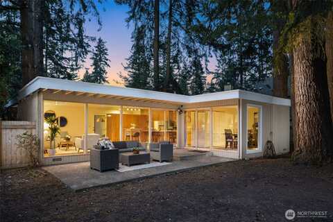 30Th, BELLEVUE, WA 98008