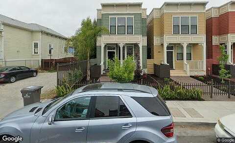 11Th, OAKLAND, CA 94607