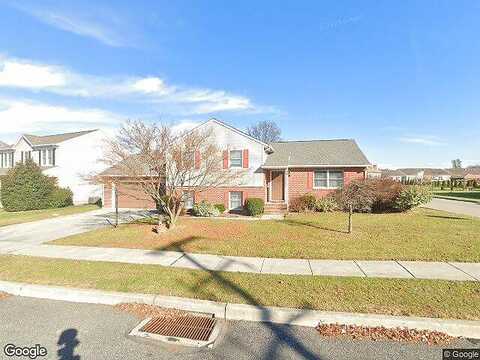 Wilson, HANOVER, PA 17331