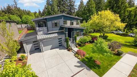 114Th, KIRKLAND, WA 98033