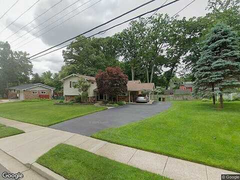 Roberts, FAIRFAX, VA 22032