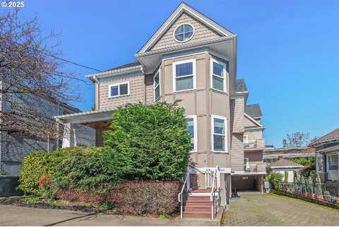 Lovejoy, PORTLAND, OR 97210