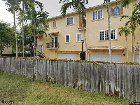 7Th, FORT LAUDERDALE, FL 33301