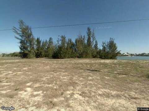 15Th, CAPE CORAL, FL 33914