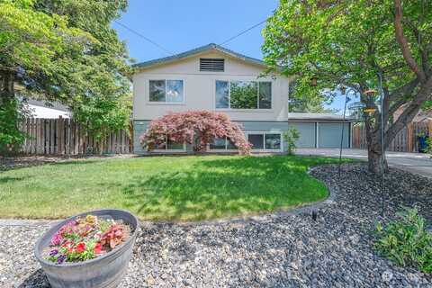 James, EAST WENATCHEE, WA 98802