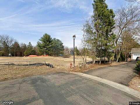 White Oak Lane, Chanhassen, MN 55331