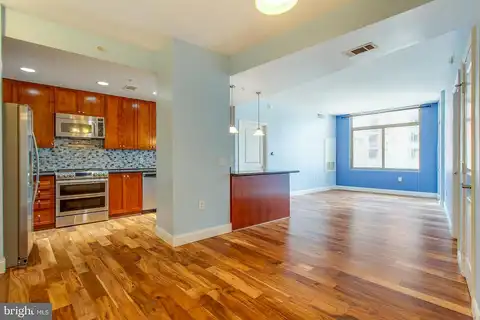 Glebe, ARLINGTON, VA 22202