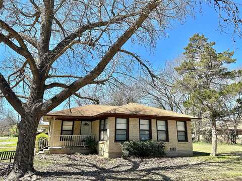 Tennie, GAINESVILLE, TX 76240