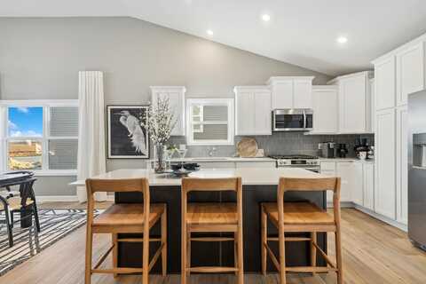 Hemingway Avenue S, Cottage Grove, MN 55016