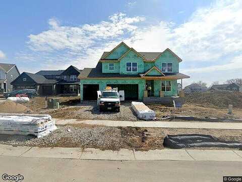 Kingsview Lane N, Maple Grove, MN 55374