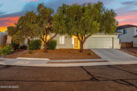 Via Del Sol Caliente, TUCSON, AZ 85748