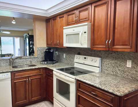 Golfview Ct, Delray Beach, FL 33484