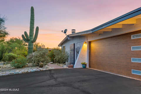 Camino Gacela, TUCSON, AZ 85718