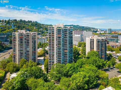Sw 1St Ave, Portland, OR 97201