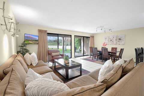 Club Circle Dr #153, Palm Desert, CA 92260