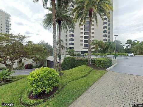 Heron Point, NAPLES, FL 34108