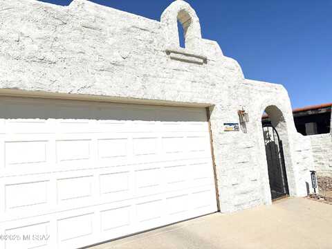 E Va Terrenal, Green Valley, AZ 85614